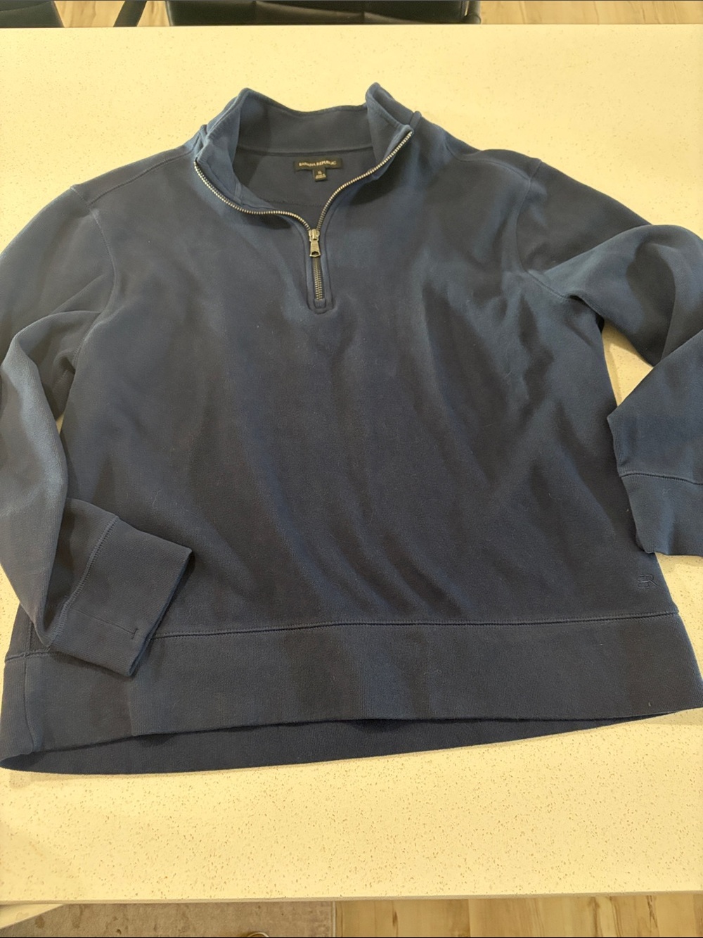 Banana Republic Men's Navy Quarter-Zip Sweatshirt